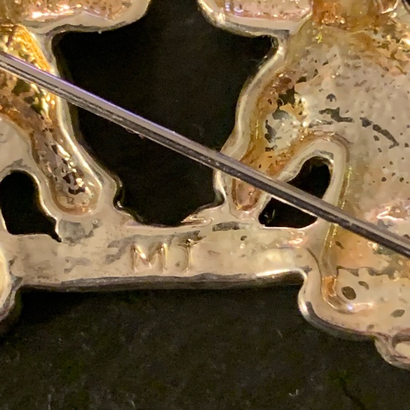 MJ Vintage Silver & Gold Tone Kissing Angles Brooch Pendant - Picture 5 of 9